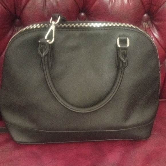 GUESS Charcoal Satchel Bag NWOT - Picture 7 of 13